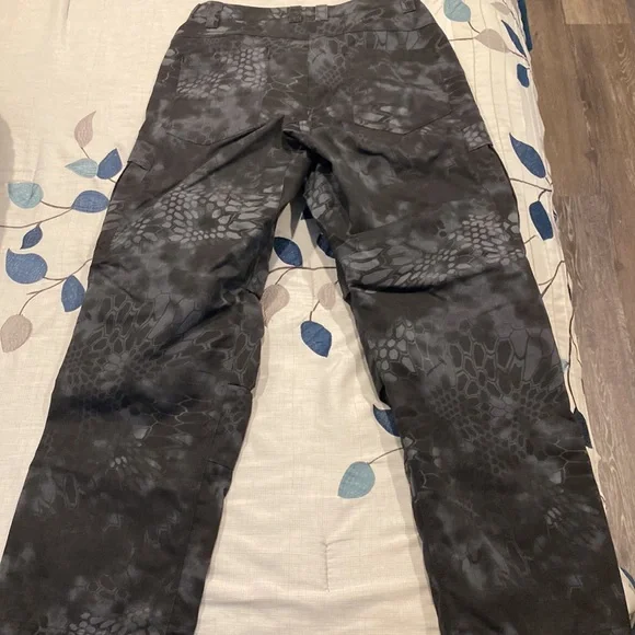 Vertex Black Tactical Camo Pants 34x30 - Picture 2 of 3
